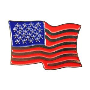 USA Flag Waving Enamel Pin - Classic American Patriotic Travel Apparel Gift NWT